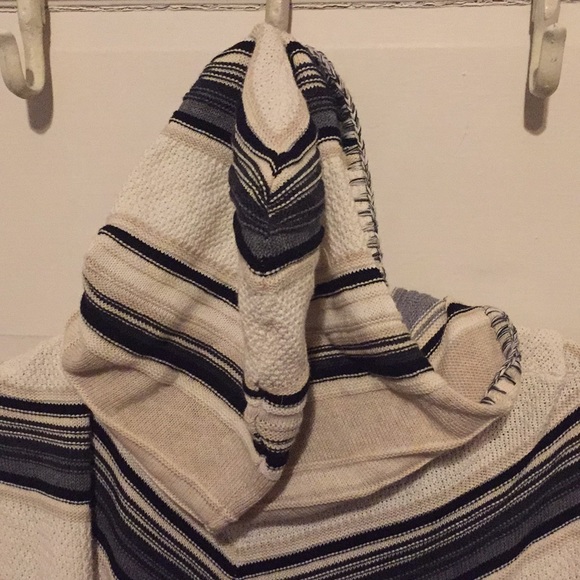 🔴 Fringe Sweater Vest - Picture 4 of 8